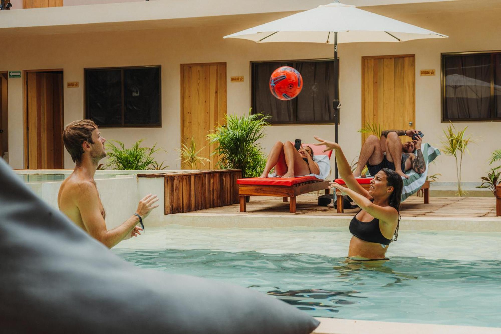 Che Valladolid Hostel & Bar Adults Only 外观 照片